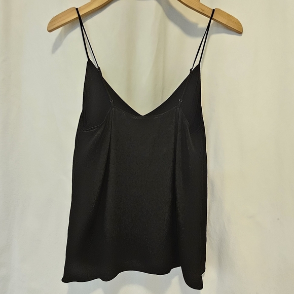 🇨🇦 Aritzia - Wilfred Free Boscono Camisole (Black) - Picture 11 of 16